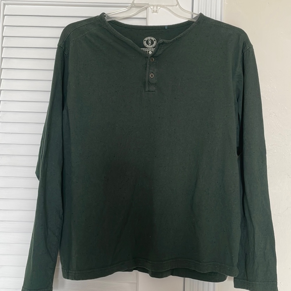 Men’s long sleeve shirt